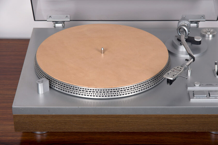 diskOpad turntable mat by Utopia