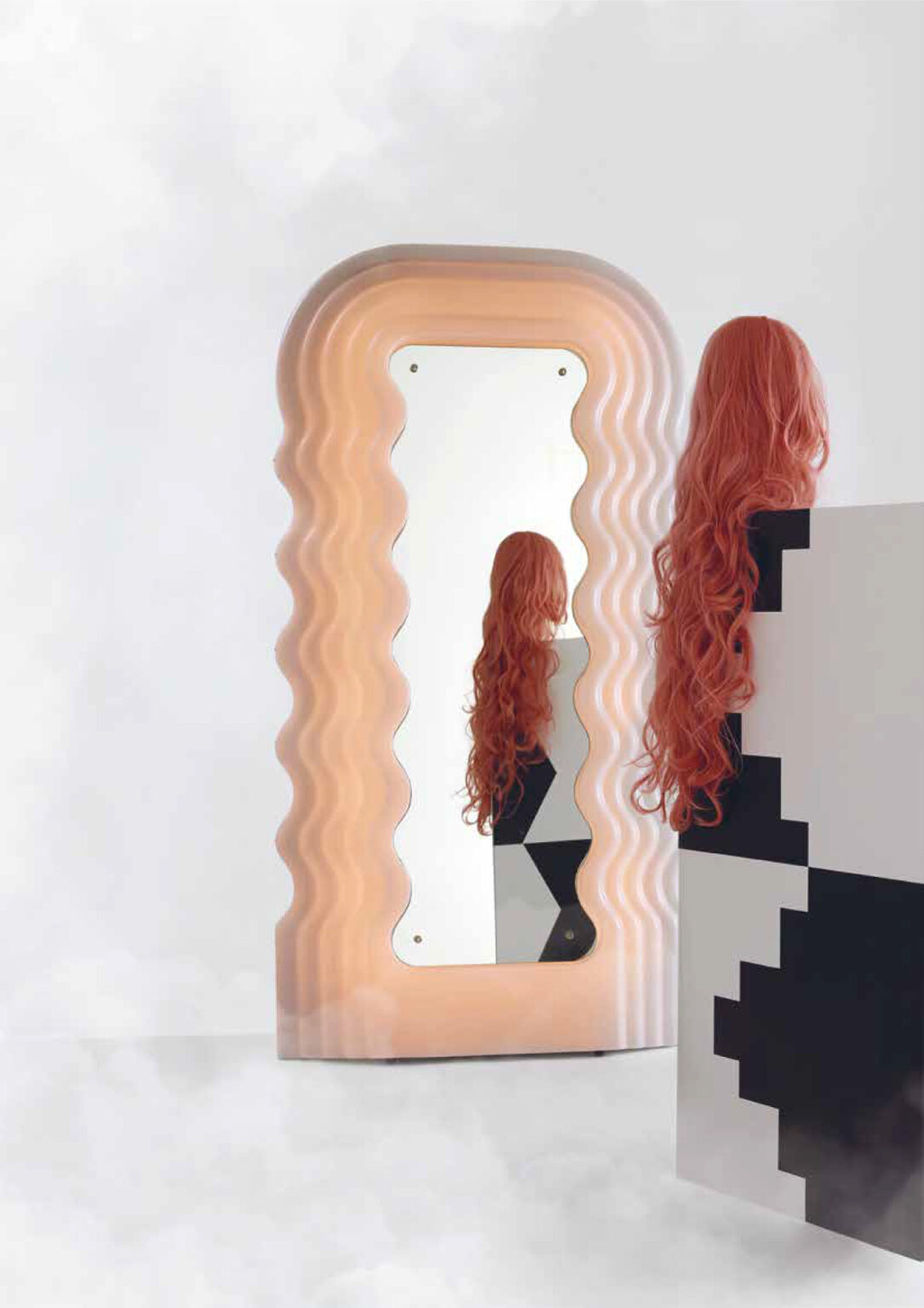 Ultrafragola mirror by Ettore Sottsass Utopia Retro Modern