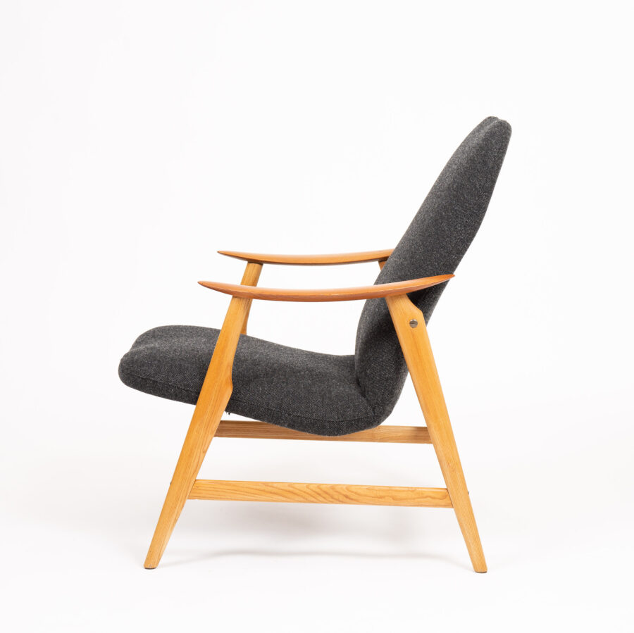 Vintage easy chair by Dokka