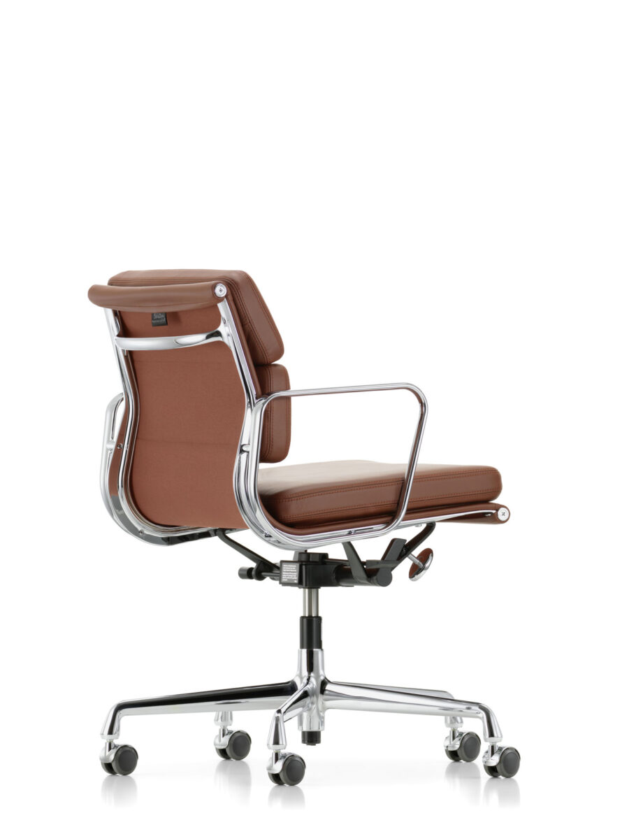 Eames Soft Pad EA 217 fra Vitra