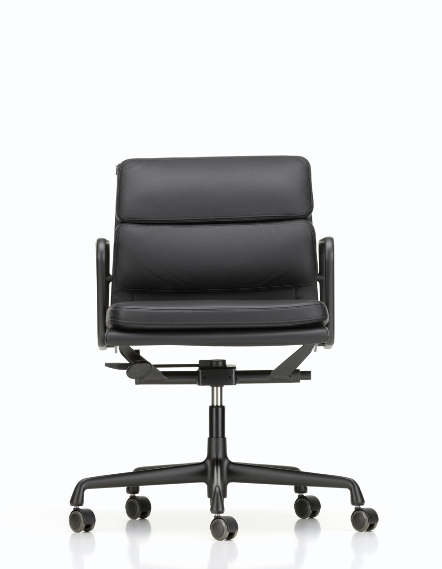 Eames Soft Pad EA 217 fra Vitra