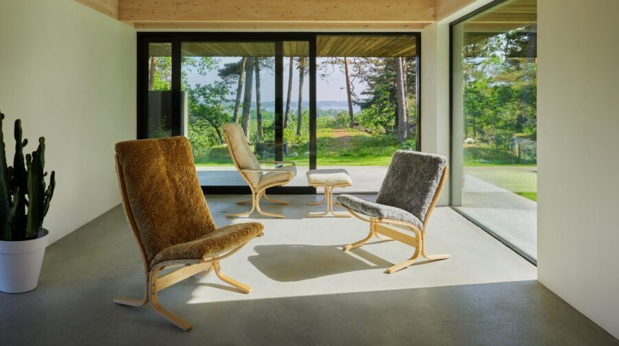 Siesta Ovis Footstool by Ingmar Relling