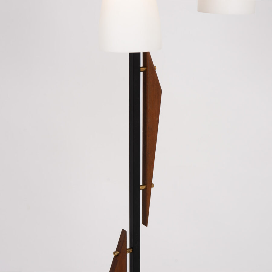 Mid-century modern Italian floor lamp