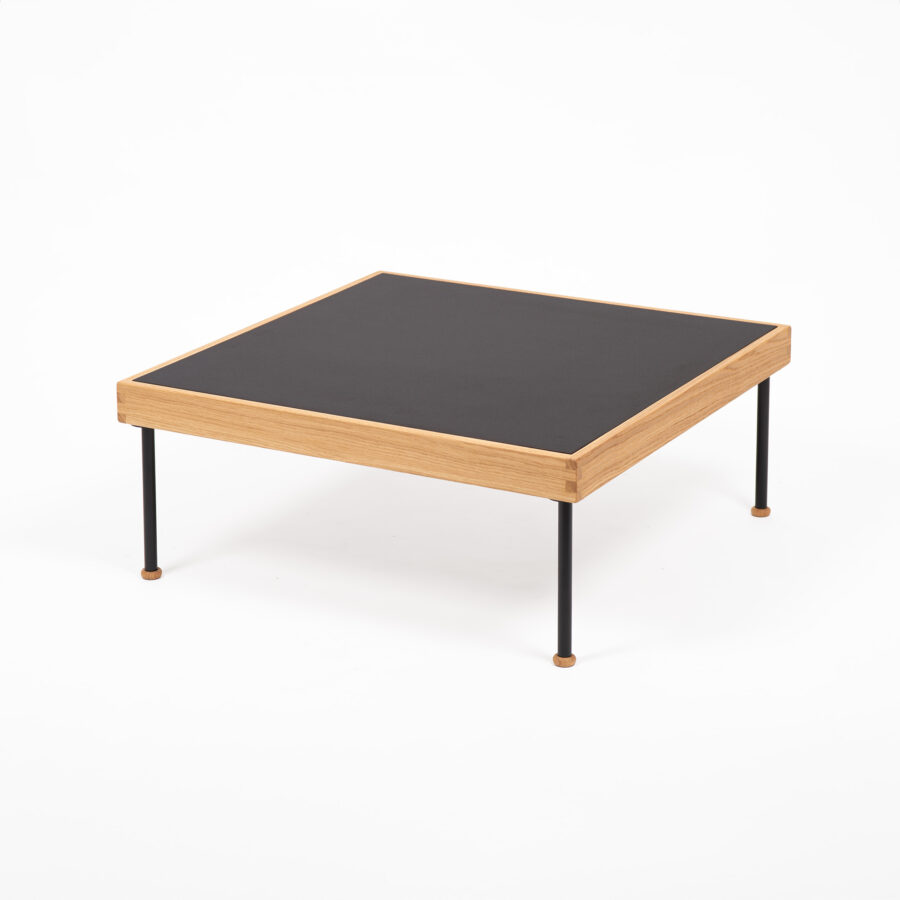 Quadro coffee table by Utopia