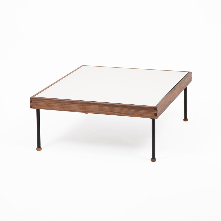 Quadro coffee table by Utopia