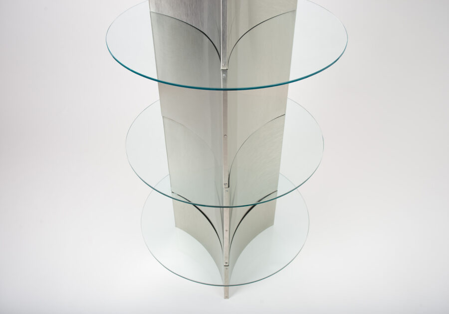 Utstillingssøyle fra Petit Art, design Arne Korsmo 1937, unikat