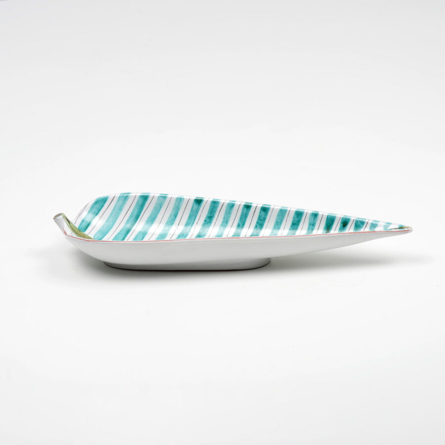 Faience dish by Stig Lindberg