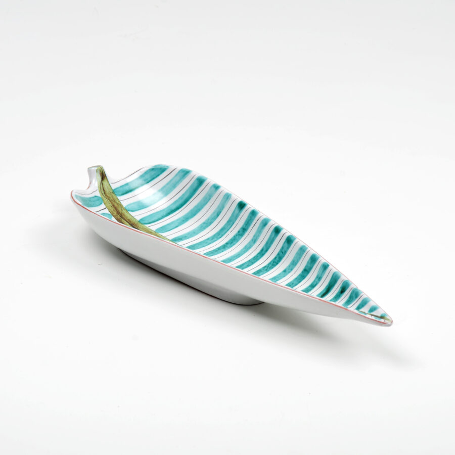 Faience dish by Stig Lindberg