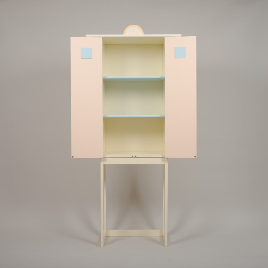 Crème de Chine skap design Olle Anderson
