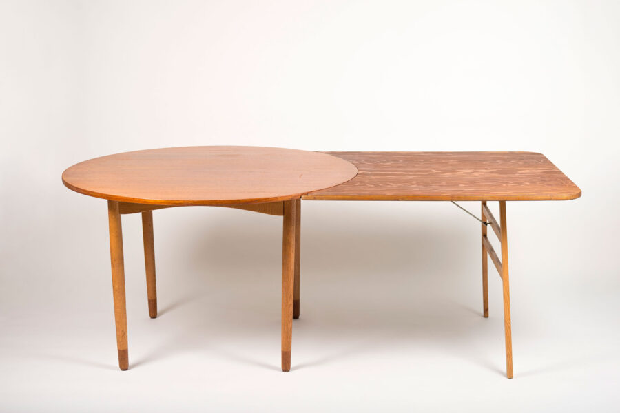 Round dining table design Børge Mogensen