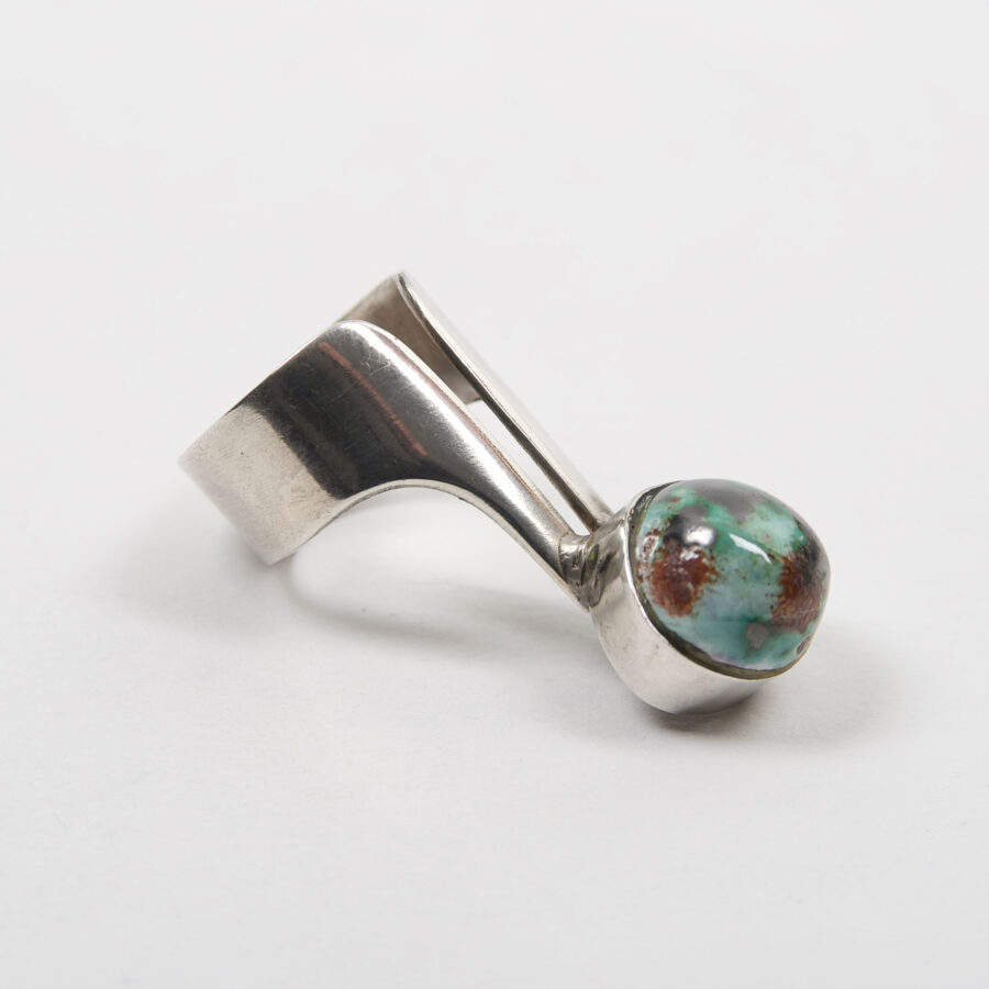 Unique ring by Randi Flaamo