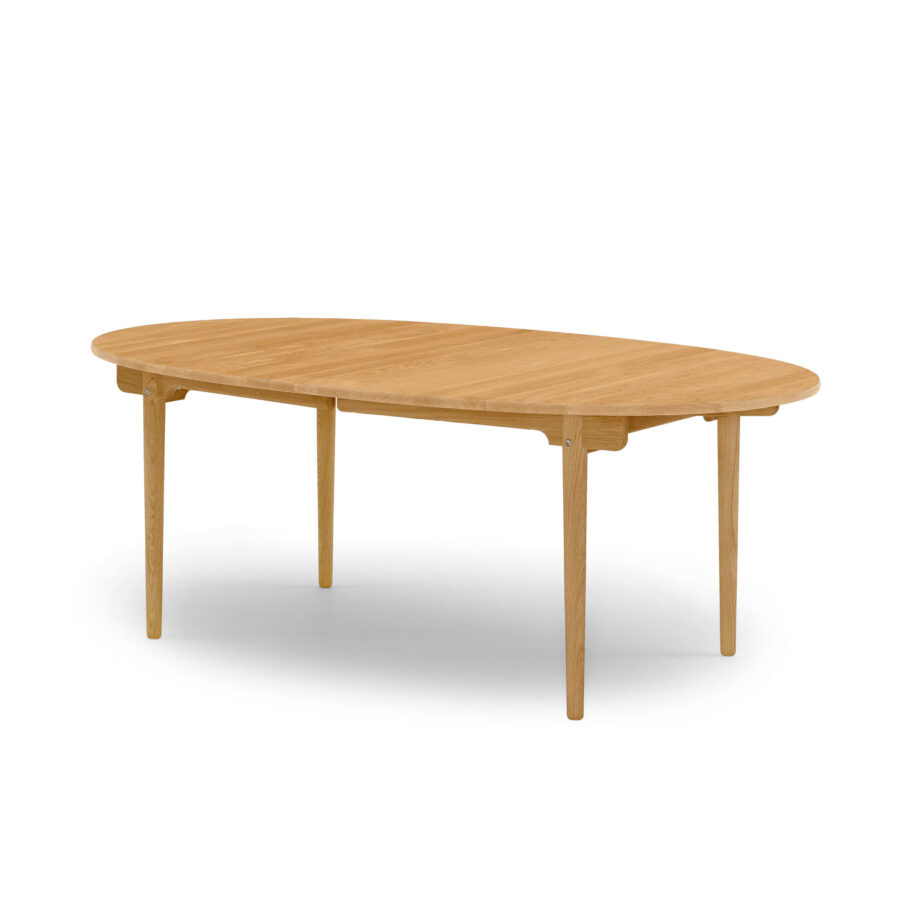 Hans J. Wegner - CH338 dining table