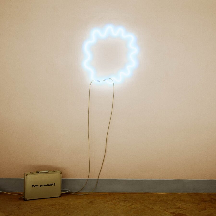 Tutti Designers design Michelangelo Pistoletto for Meta Memphis