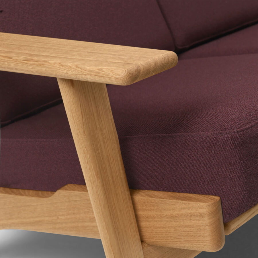 Hans J. Wegner CH292 Sofa